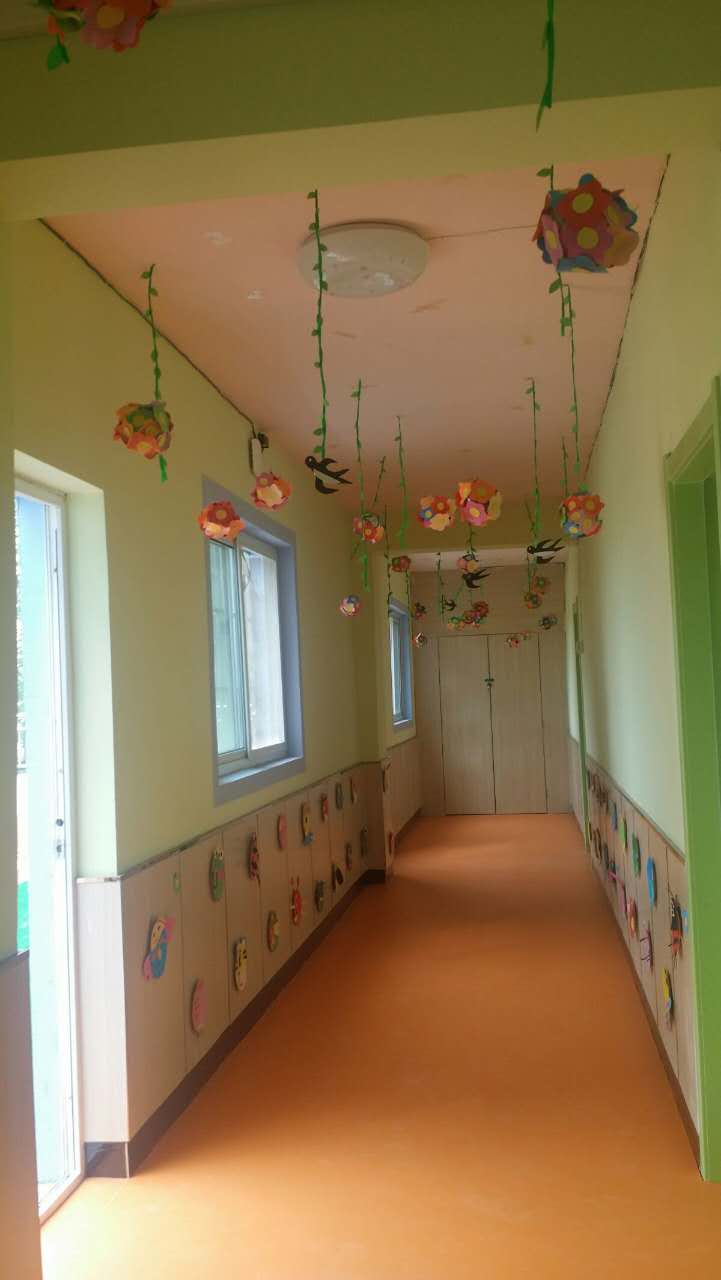 河北省平山县某幼儿园纯色塑胶地板